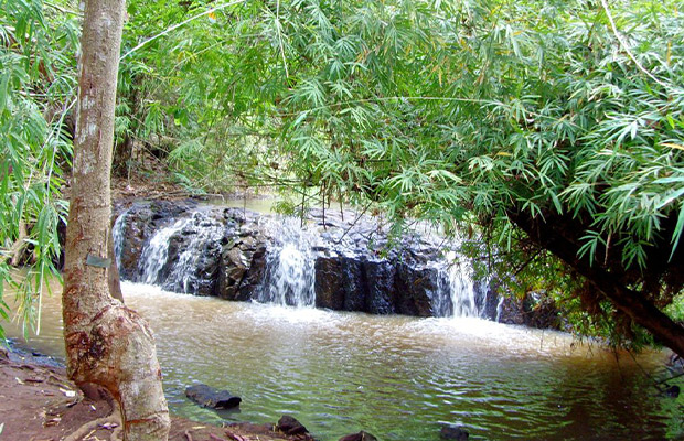 Ka-Tieng-Waterfall-at-Ratanakiri