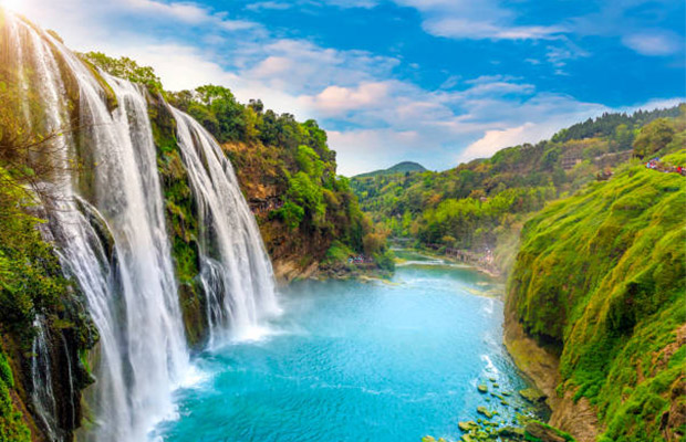 O-Tiang-Liang-Waterfall-at-Modul-Kiri