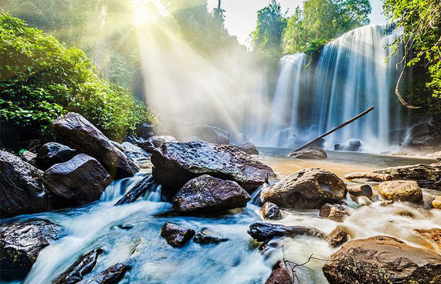 Ou-Sensranoh-Waterfall-at-Ratanakiri