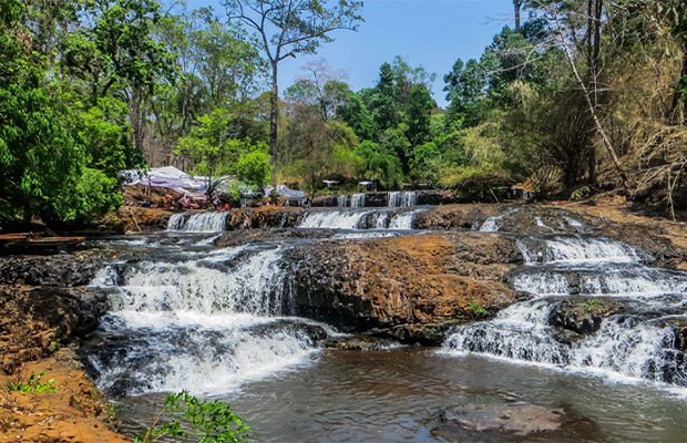 Ou-Sensranoh-Waterfall-at-Ratanakiri1