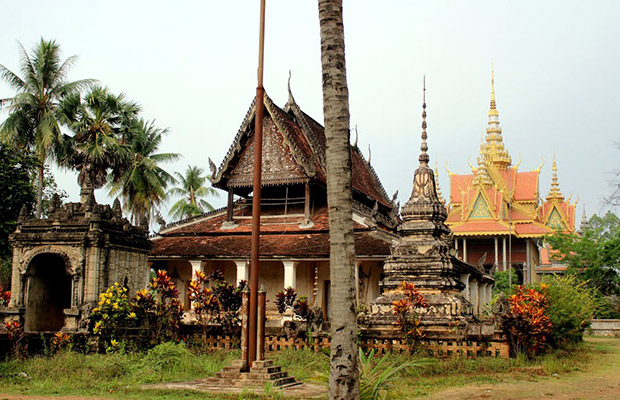 Wat-Rah-Tahn-Ah-Rahm-at-Ratanakiri