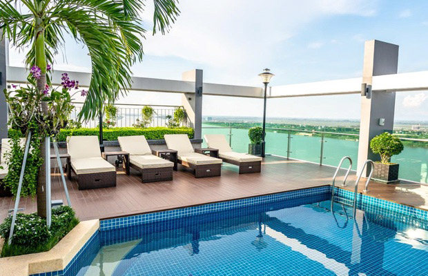 Lux-Riverside-Hotel-&-Apartment-Phnom-Penh1